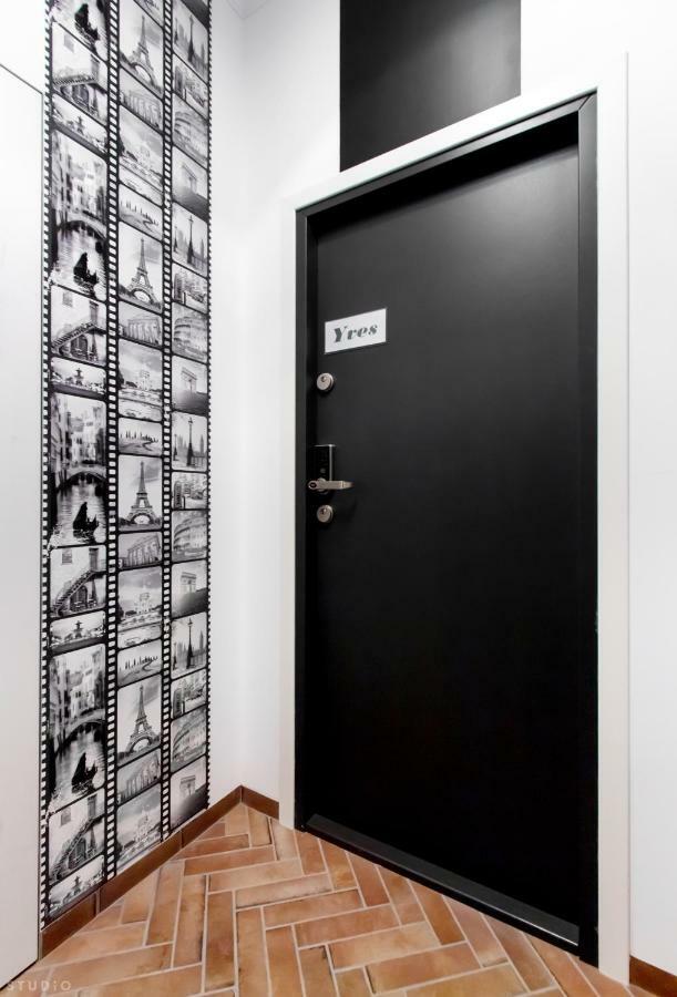 Clicktheflat The Warsaw Rising Museum Apartments المظهر الخارجي الصورة